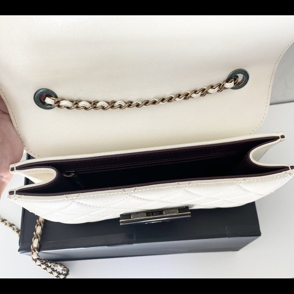 ❌SOLD❌Chanel Sheepskin Mini Beauty Lock Flap Bag - Picture 11 of 16